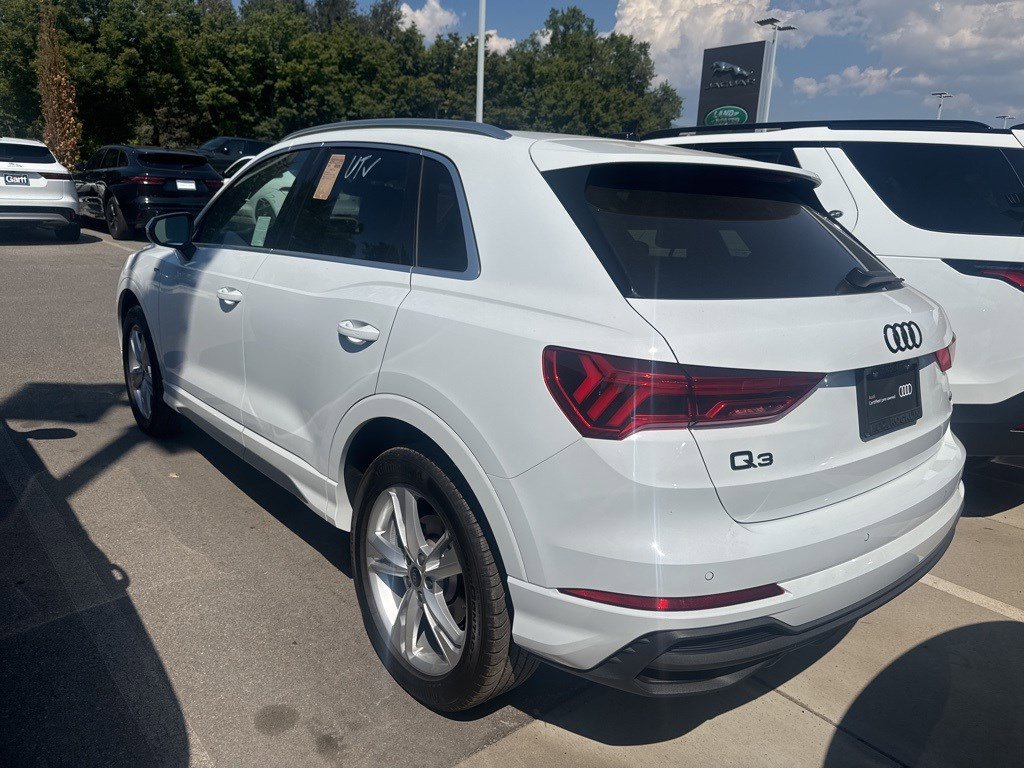 2024 Audi Q3 S line Premium Plus photo 4
