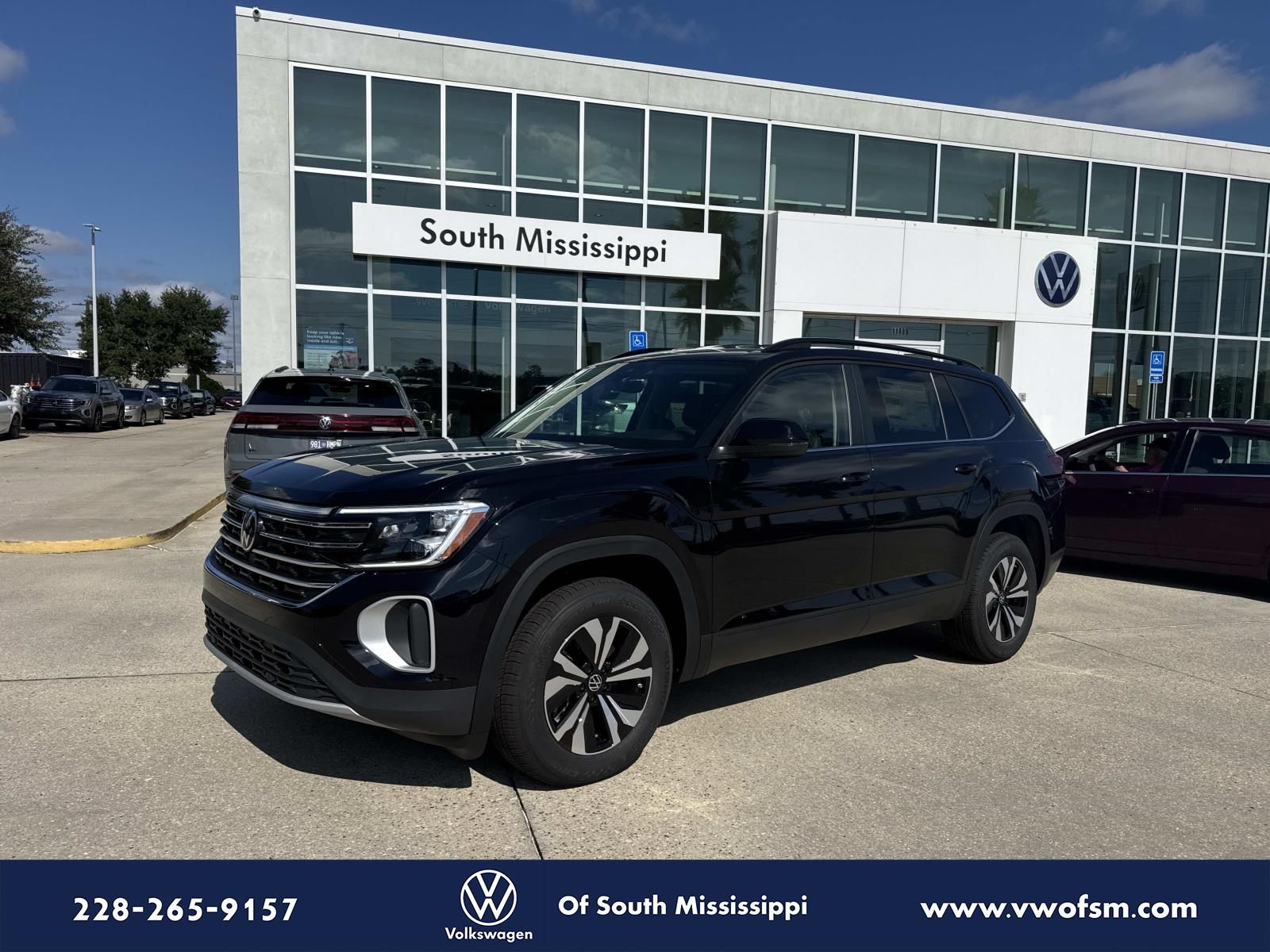 2026 Volkswagen Atlas SE's photo