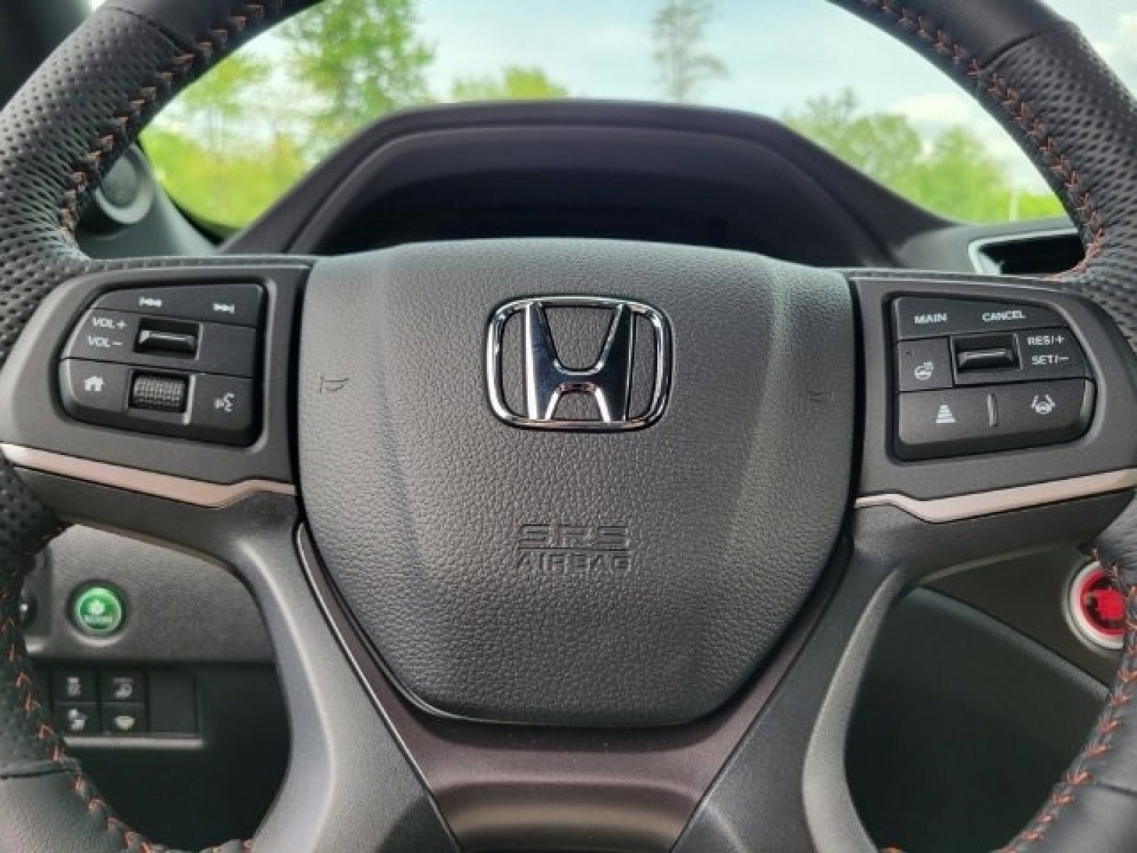 2025 Honda Ridgeline TrailSport photo 14