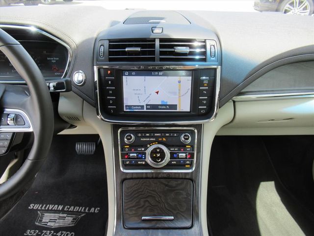 2020 Lincoln Continental Reserve photo 19