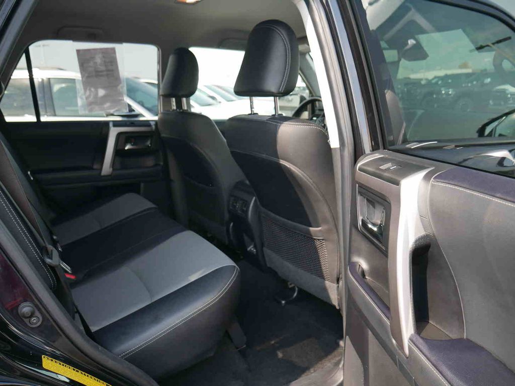 2024 Toyota 4Runner SR5 Premium photo 20