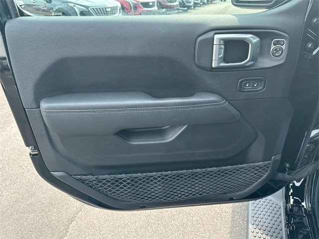 2022 Jeep Wrangler Unlimited Sahara 4xe photo 45