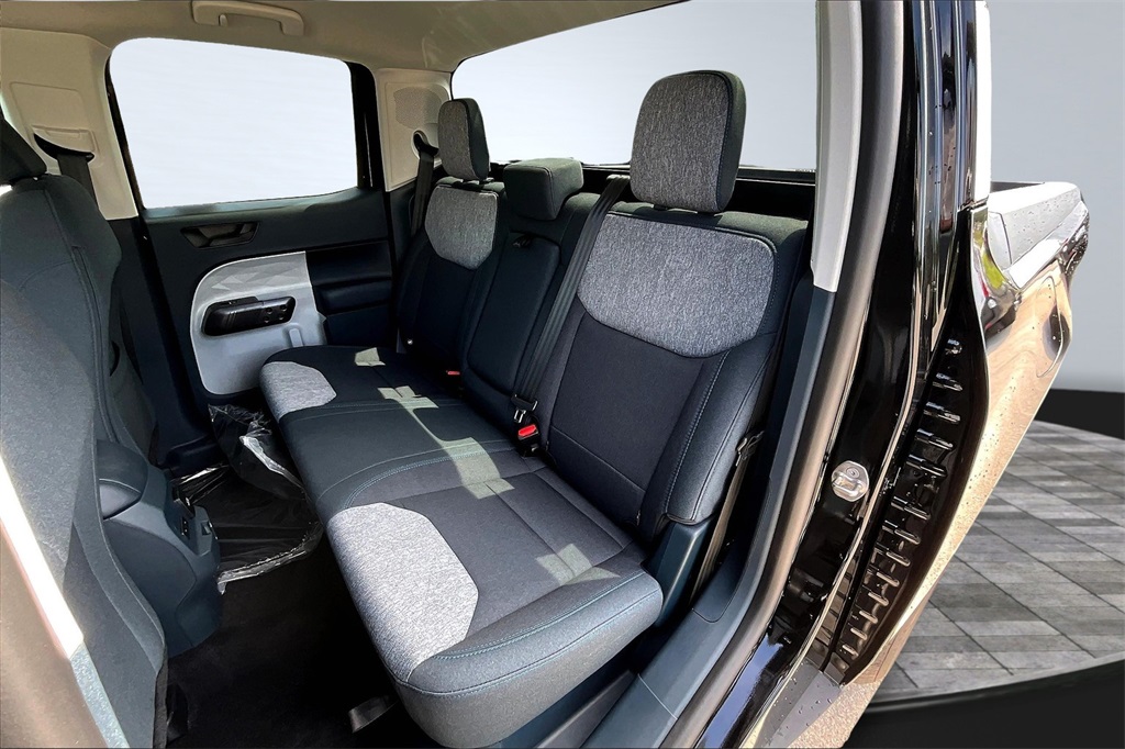 2025 Ford Maverick XLT photo 13