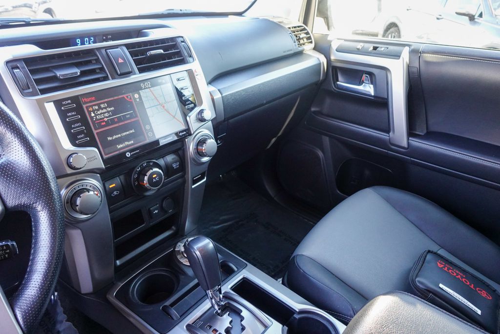 2023 Toyota 4Runner SR5 Premium photo 23