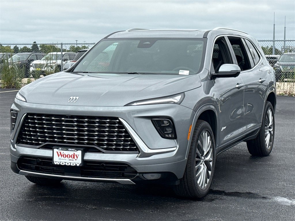 2026 Buick Enclave Avenir photo 3