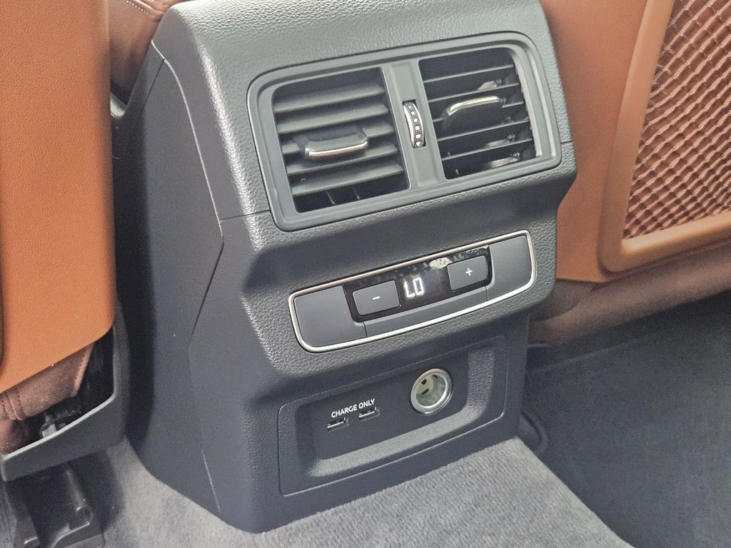 2021 Audi Q5 Premium 45 TFSI photo 26