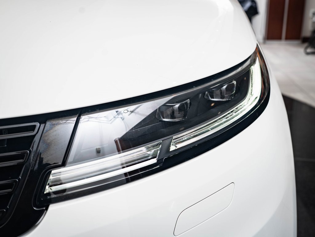 2023 Land Rover Range Rover Sport SE photo 13