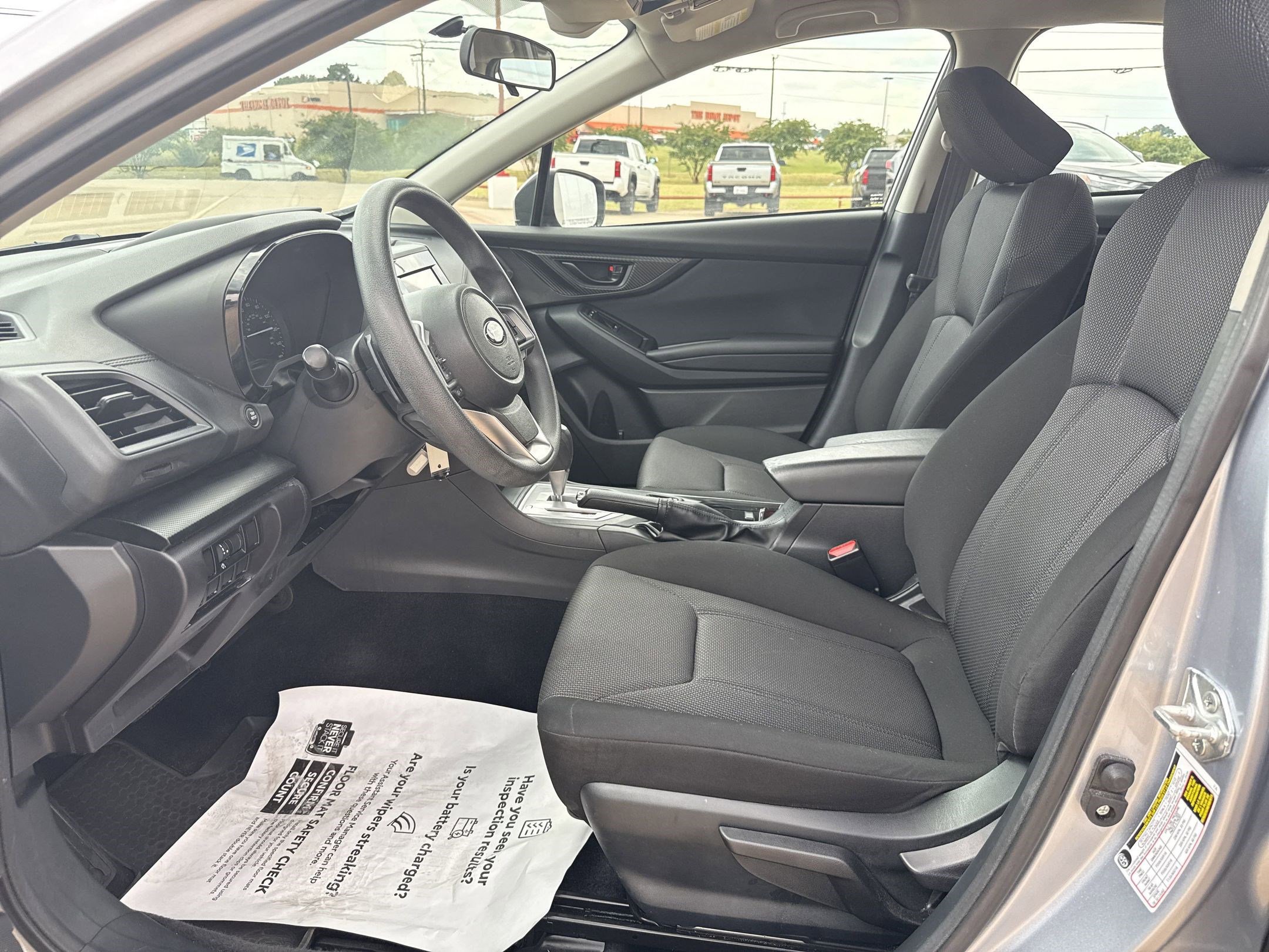2023 Subaru Impreza Premium photo 5