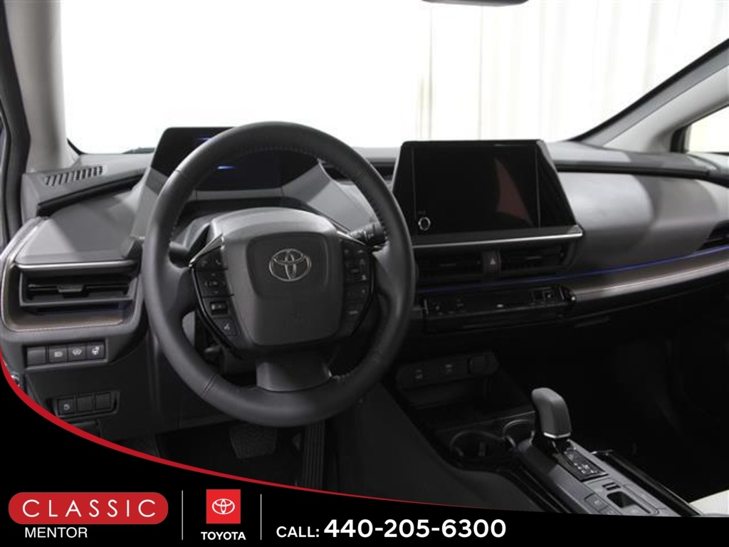 2025 Toyota Prius XLE photo 4