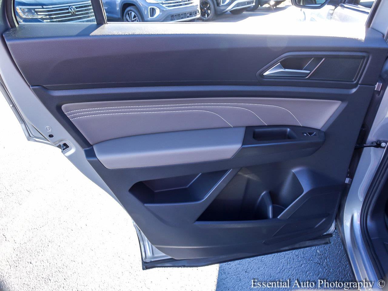 2023 VOLKSWAGEN ATLAS - Image 18