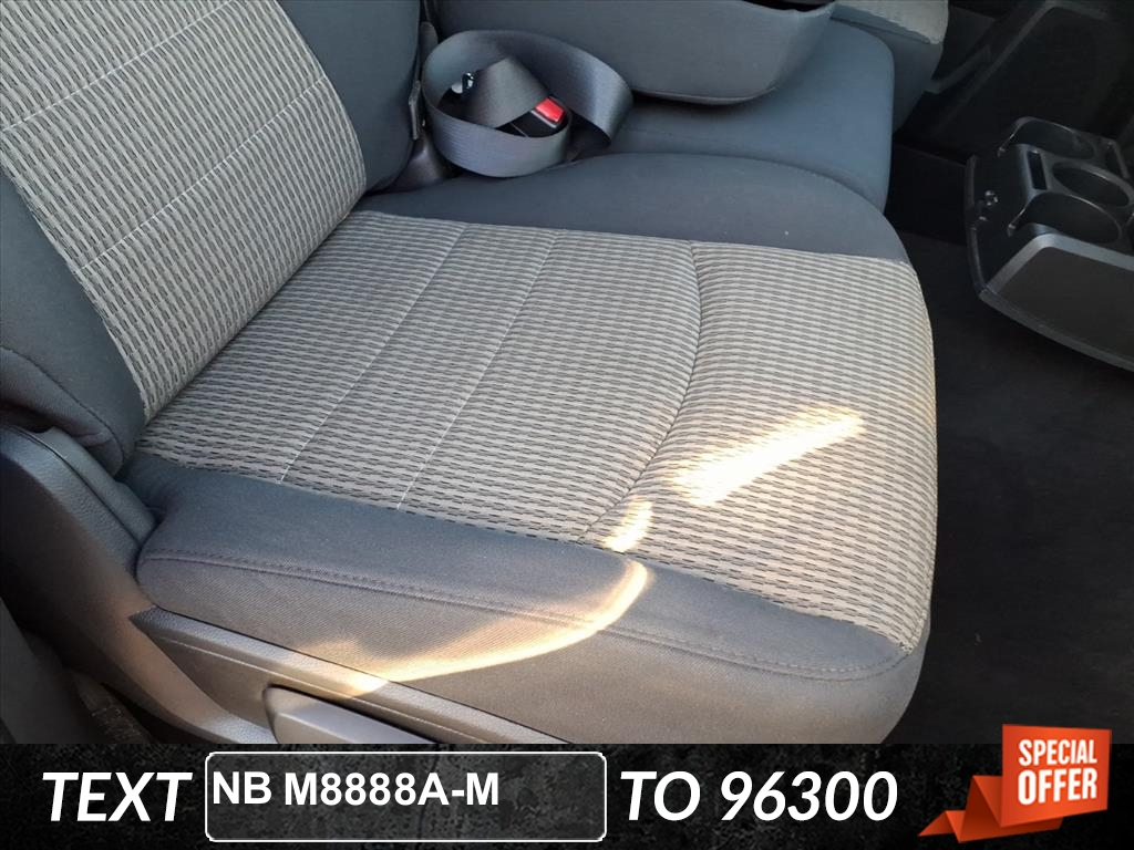 2009 Dodge Ram SLT photo 25