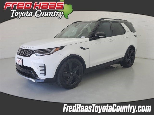 Pre-Owned 2023 Land Rover Discovery Metropolitan Edition
