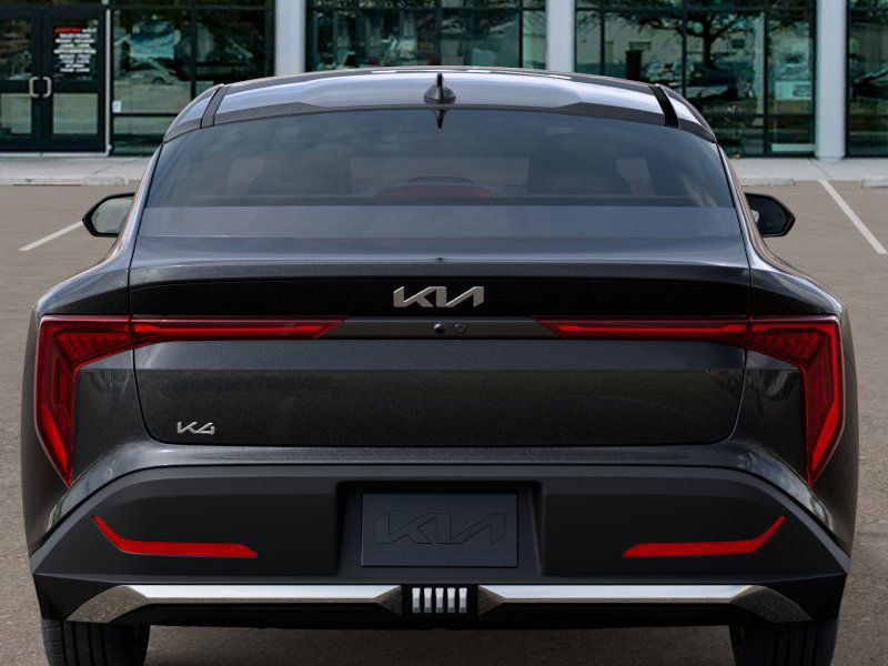 2025 Kia K4 LXS photo 13