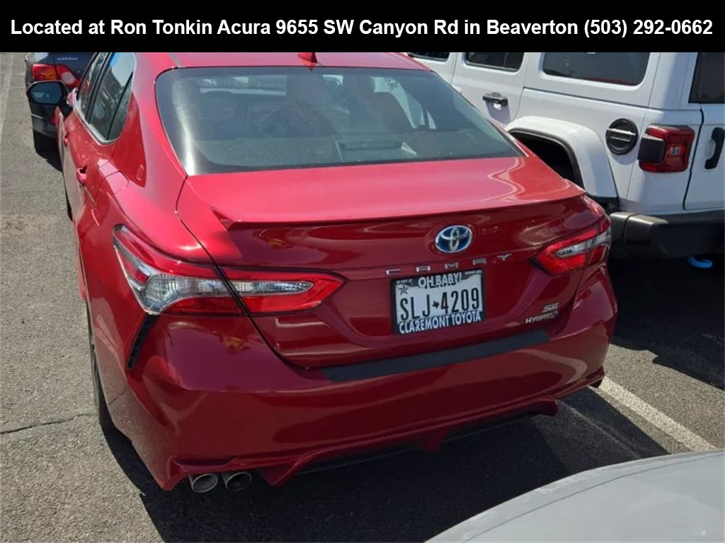 2019 Toyota Camry Hybrid SE photo 4
