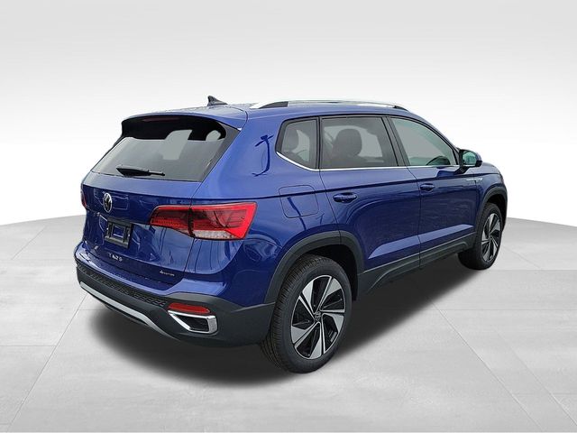 2024 Volkswagen Taos SE photo 4