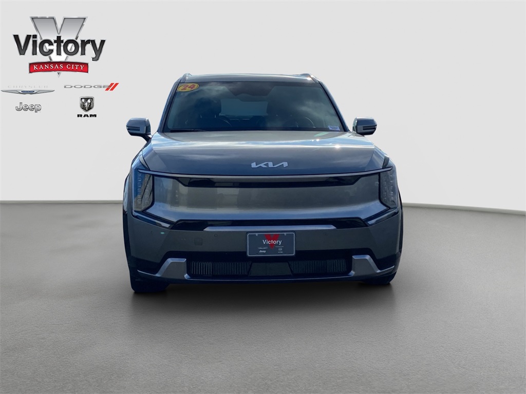 Used 2024 Kia Ev9 Land with VIN KNDADFS55R6028052 for sale in Kansas City, KS