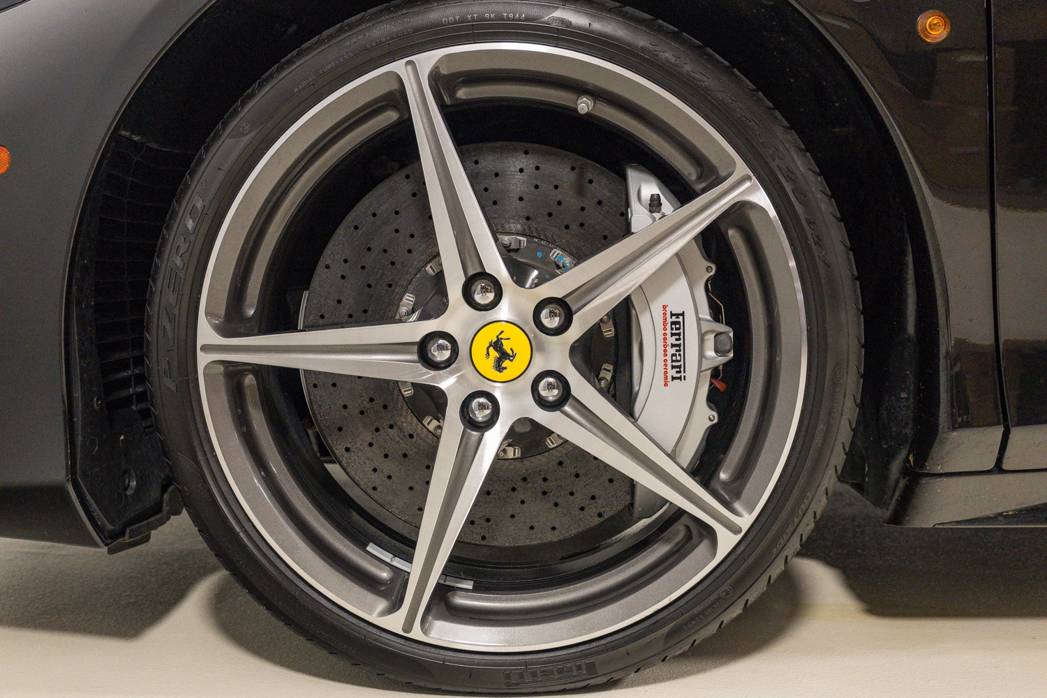 2015 Ferrari 458 Italia photo 18