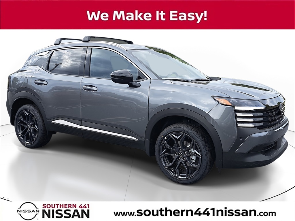 2026 Nissan KICKS SR's photo