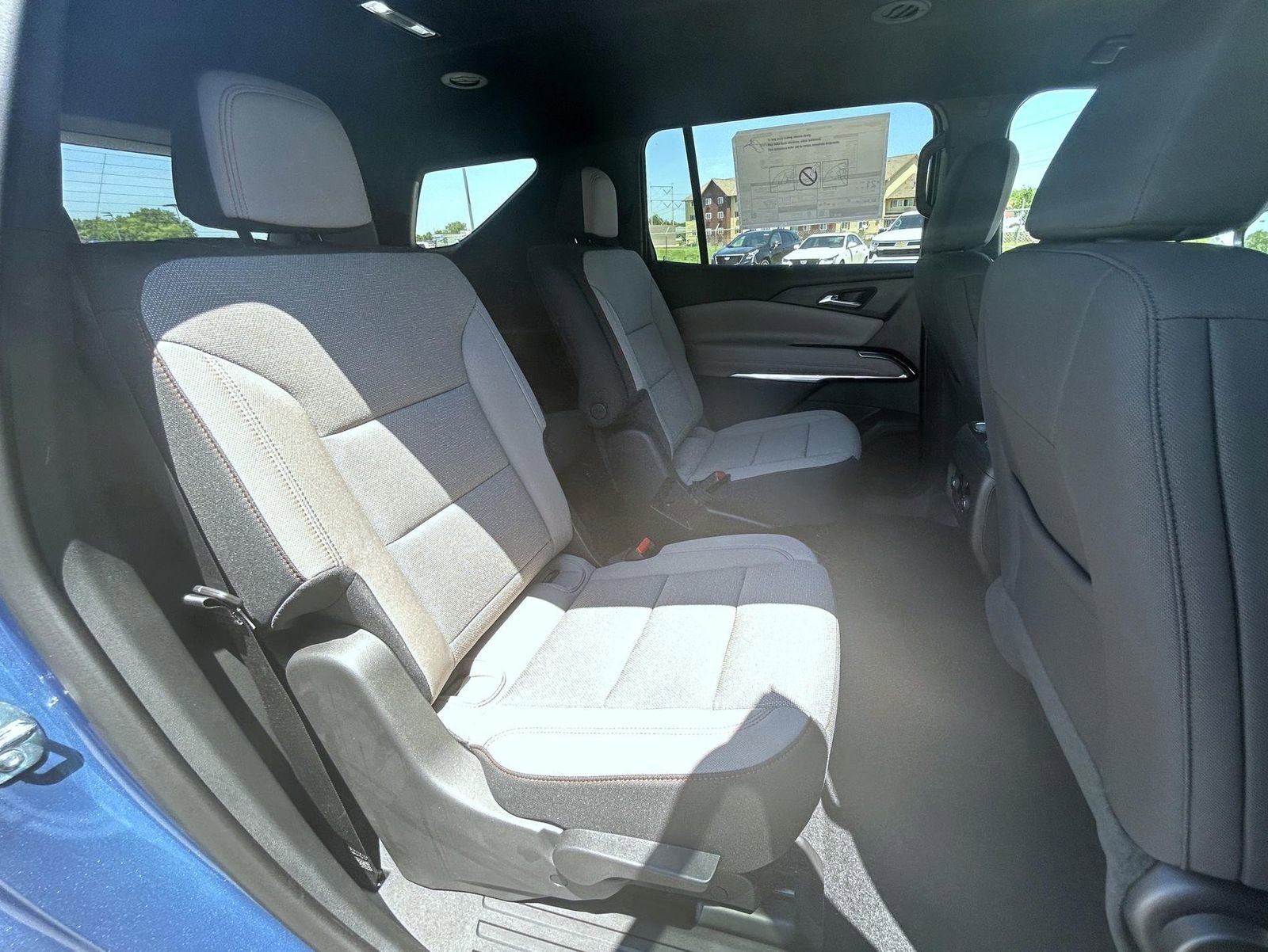 2025 Chevrolet Traverse photo 18