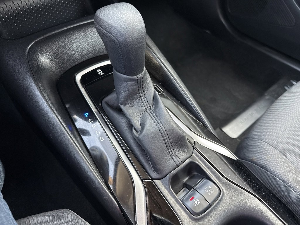 2022 Toyota Corolla LE photo 24