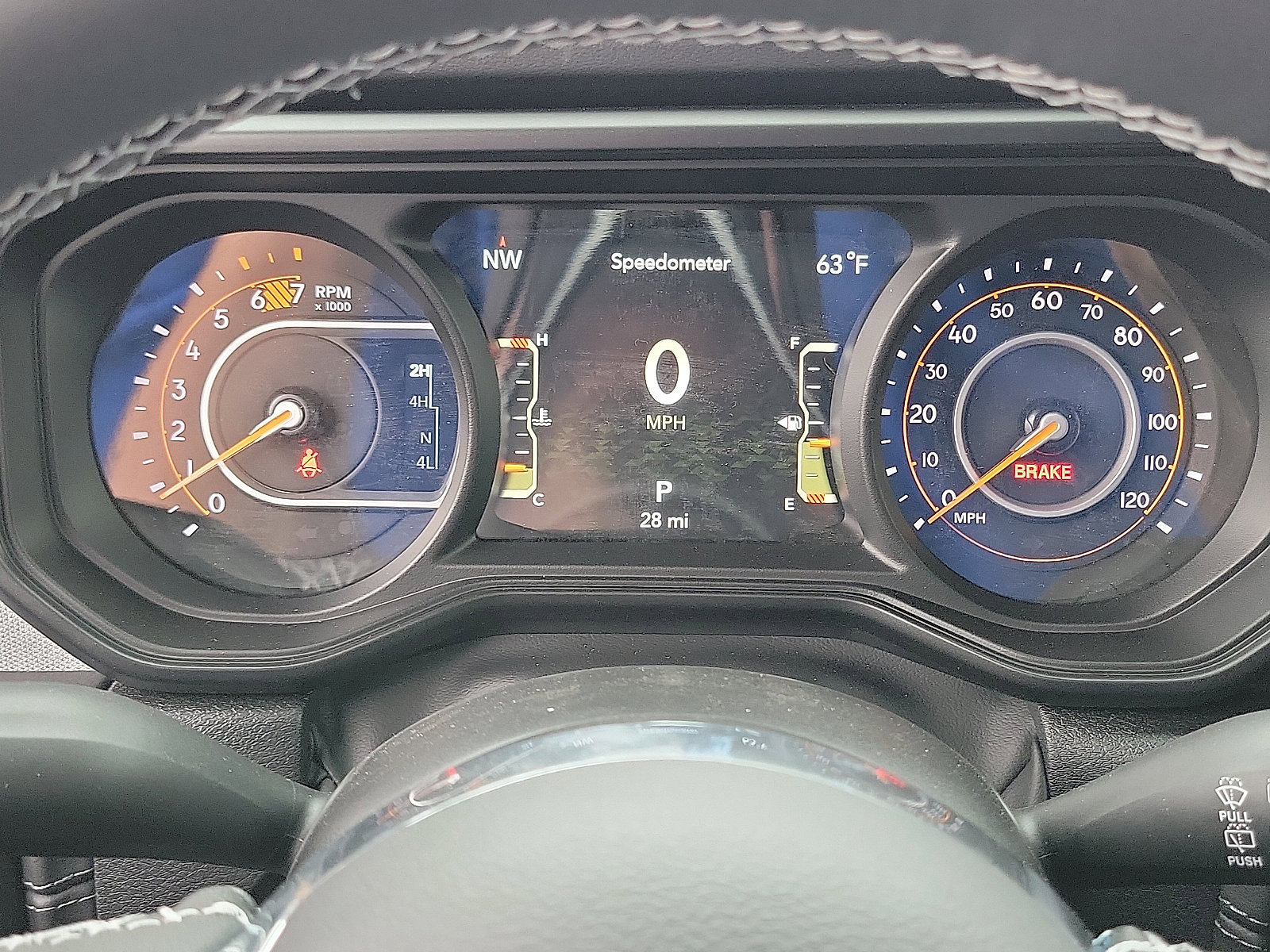 2025 Jeep Wrangler Sahara photo 7