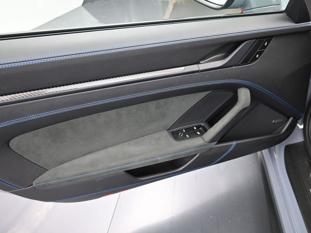 2023 Porsche 911 GT3 photo 19