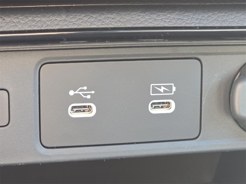 2026 Honda CR-V Hybrid Sport-L photo 8