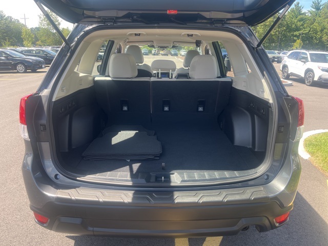 2022 Subaru Forester Base photo 6