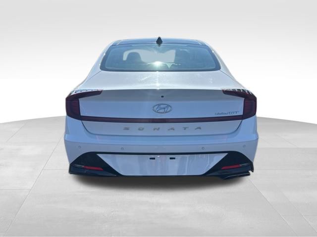 2022 Hyundai Sonata Limited photo 4