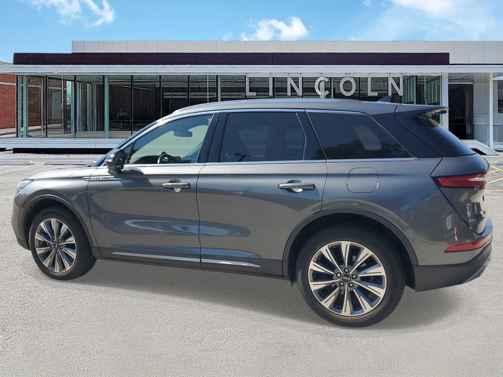 2022 Lincoln Corsair Reserve photo 4