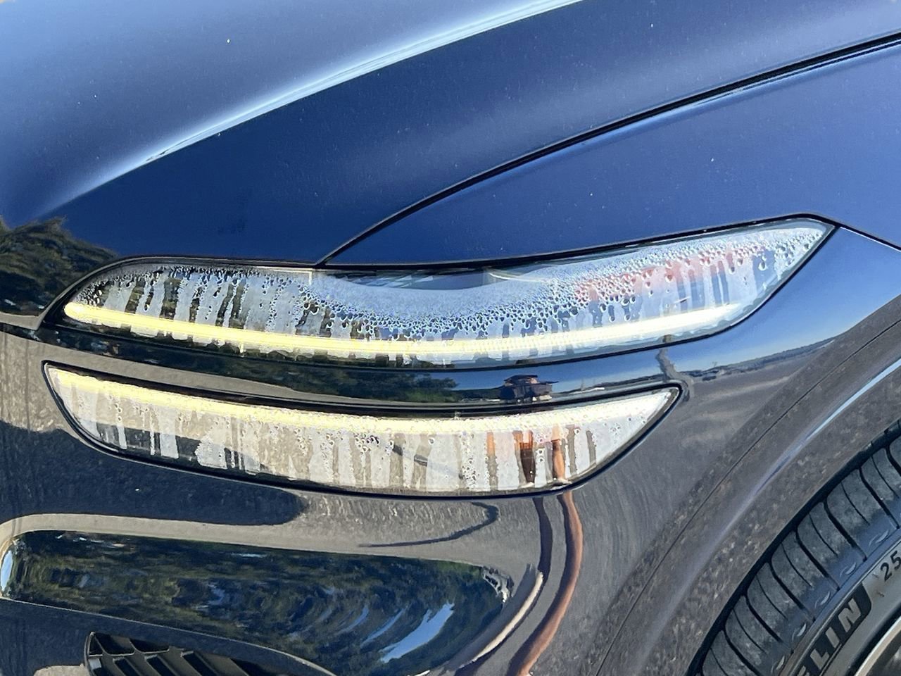 2023 Genesis GV70 3.5T Sport Prestige photo 6