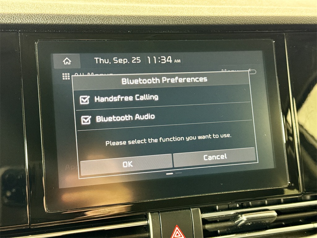 2021 Kia Niro LX photo 29