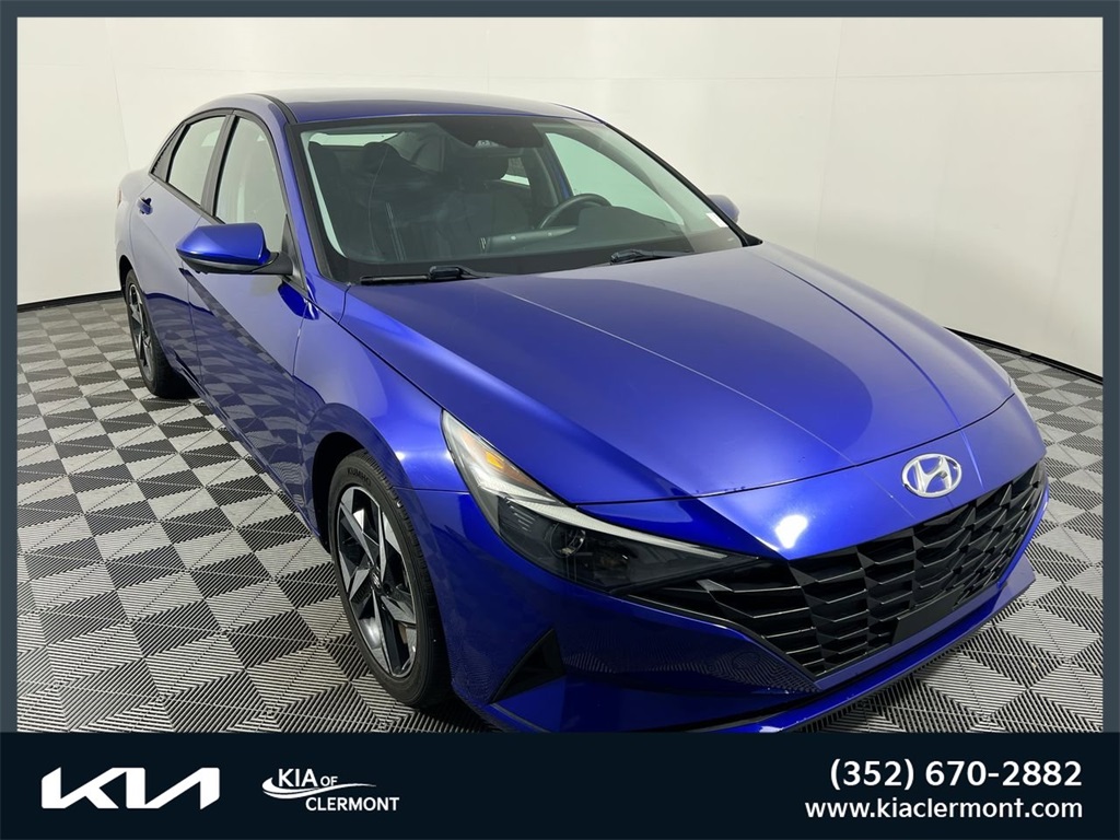 2023 Hyundai Elantra SEL's photo