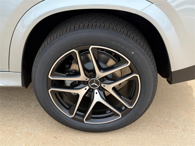 2025 Mercedes Benz GLE AMG 53 4MATIC Coupe photo 4
