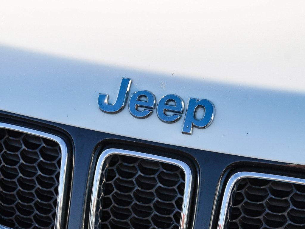 2018 Jeep Compass Latitude photo 4