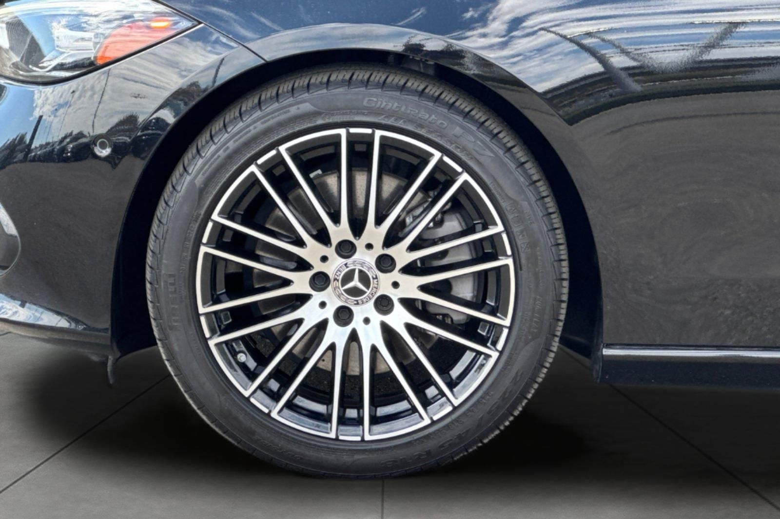 2022 Mercedes Benz C 300 photo 4