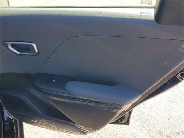 2025 Kia K4 LXS photo 28
