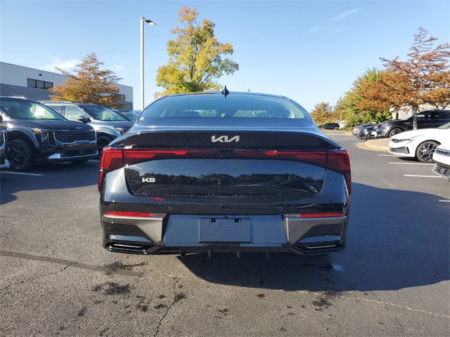 2025 Kia K5 LXS photo 4