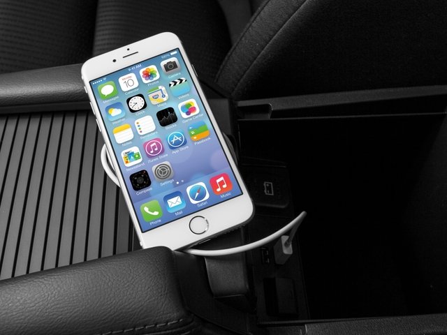 2016 Mazda Mazda6 Touring photo 2