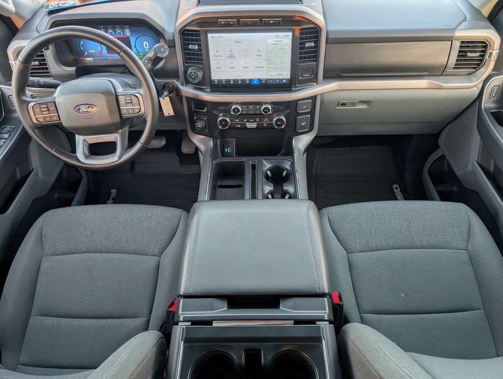 2024 Ford F-150 XLT photo 3
