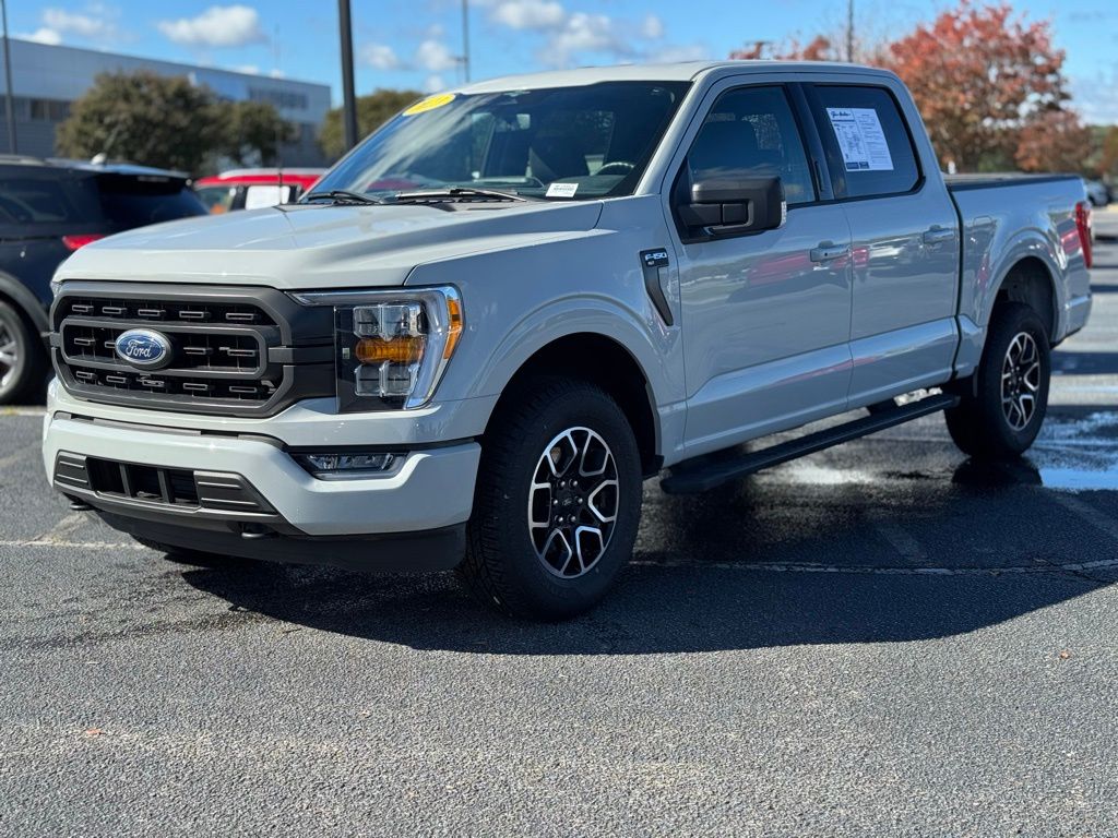 2023 Ford F-150 XLT photo 4