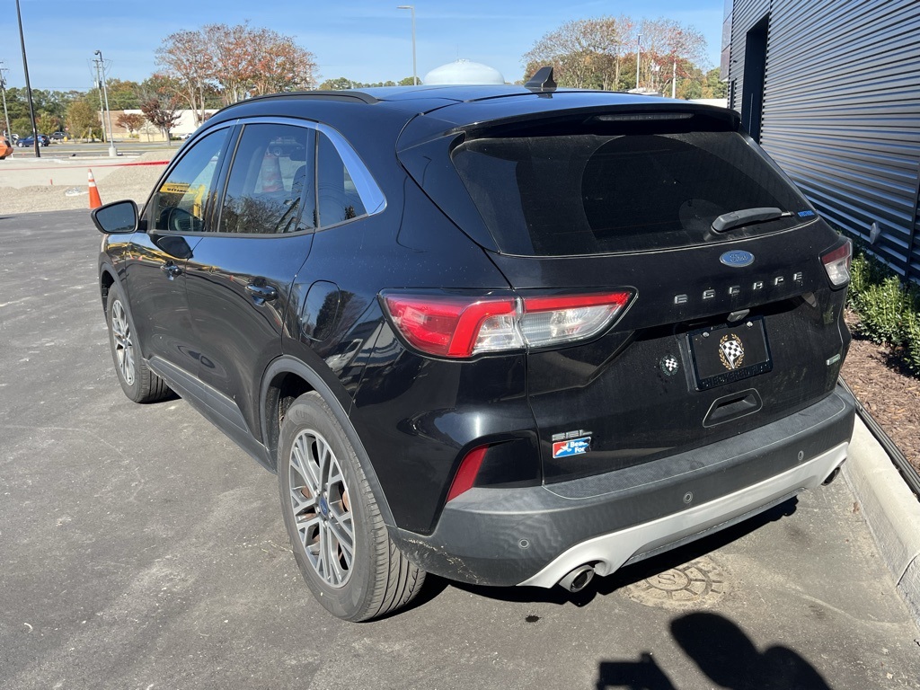 2020 Ford Escape SEL photo 3