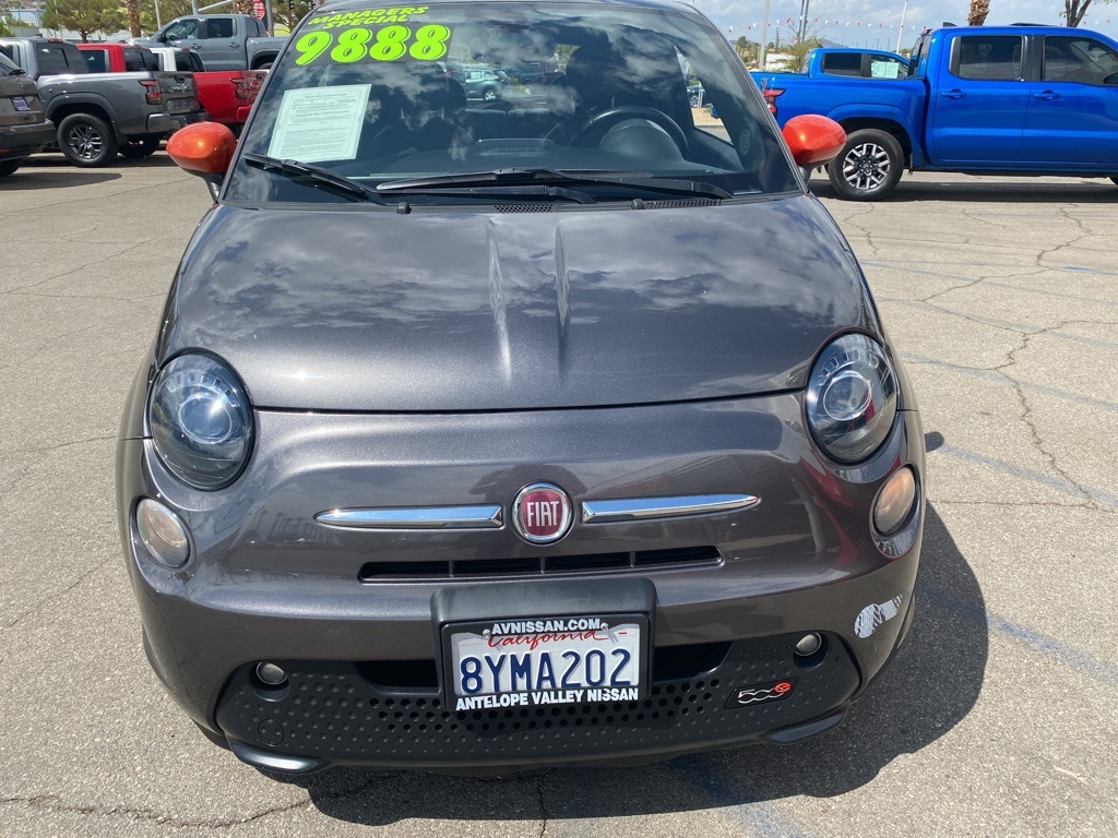 Used 2018 FIAT 500e Battery Electric with VIN 3C3CFFGE0JT369319 for sale in Palmdale, CA