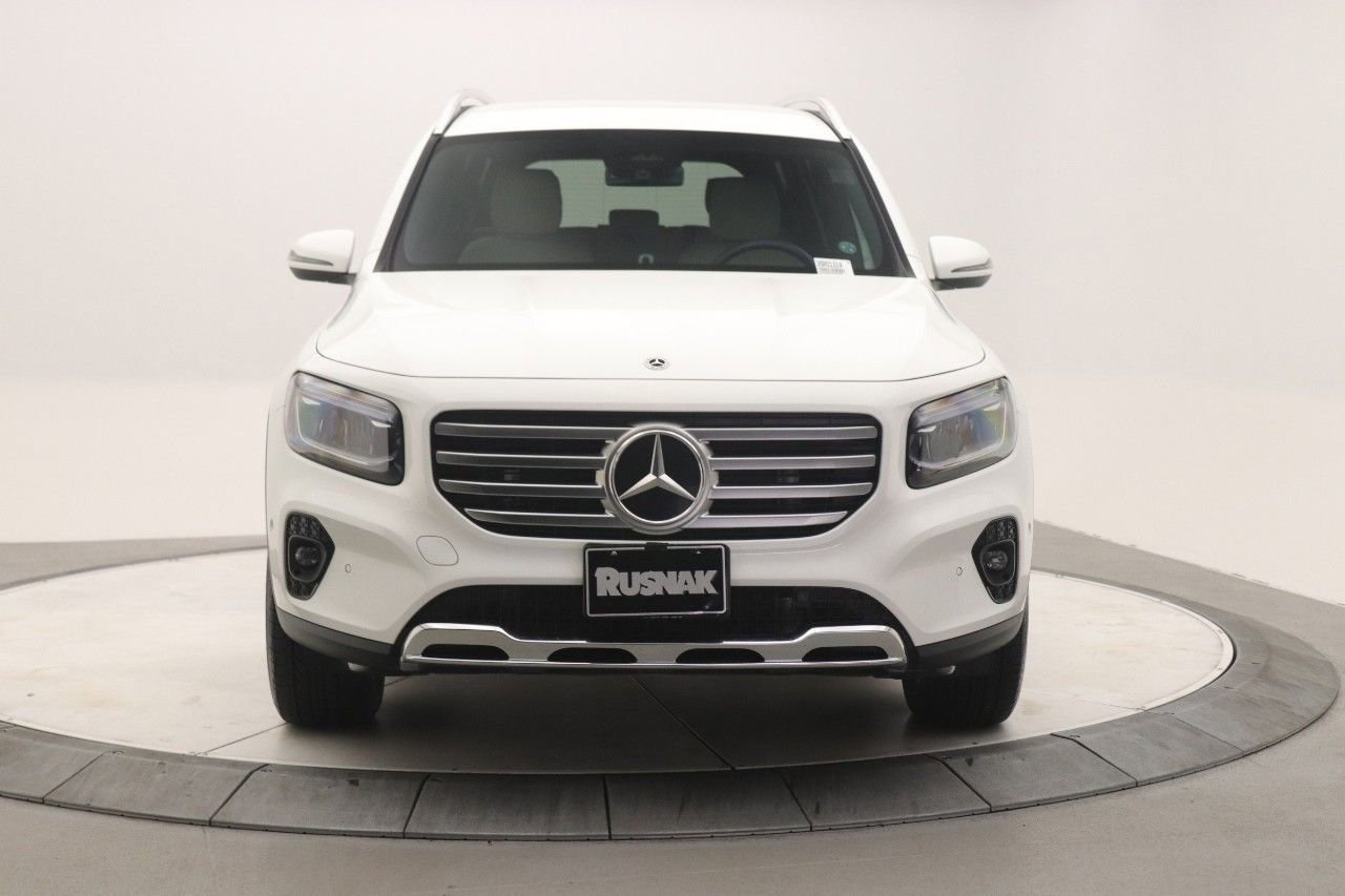 2025 Mercedes Benz GLB 250 photo 4