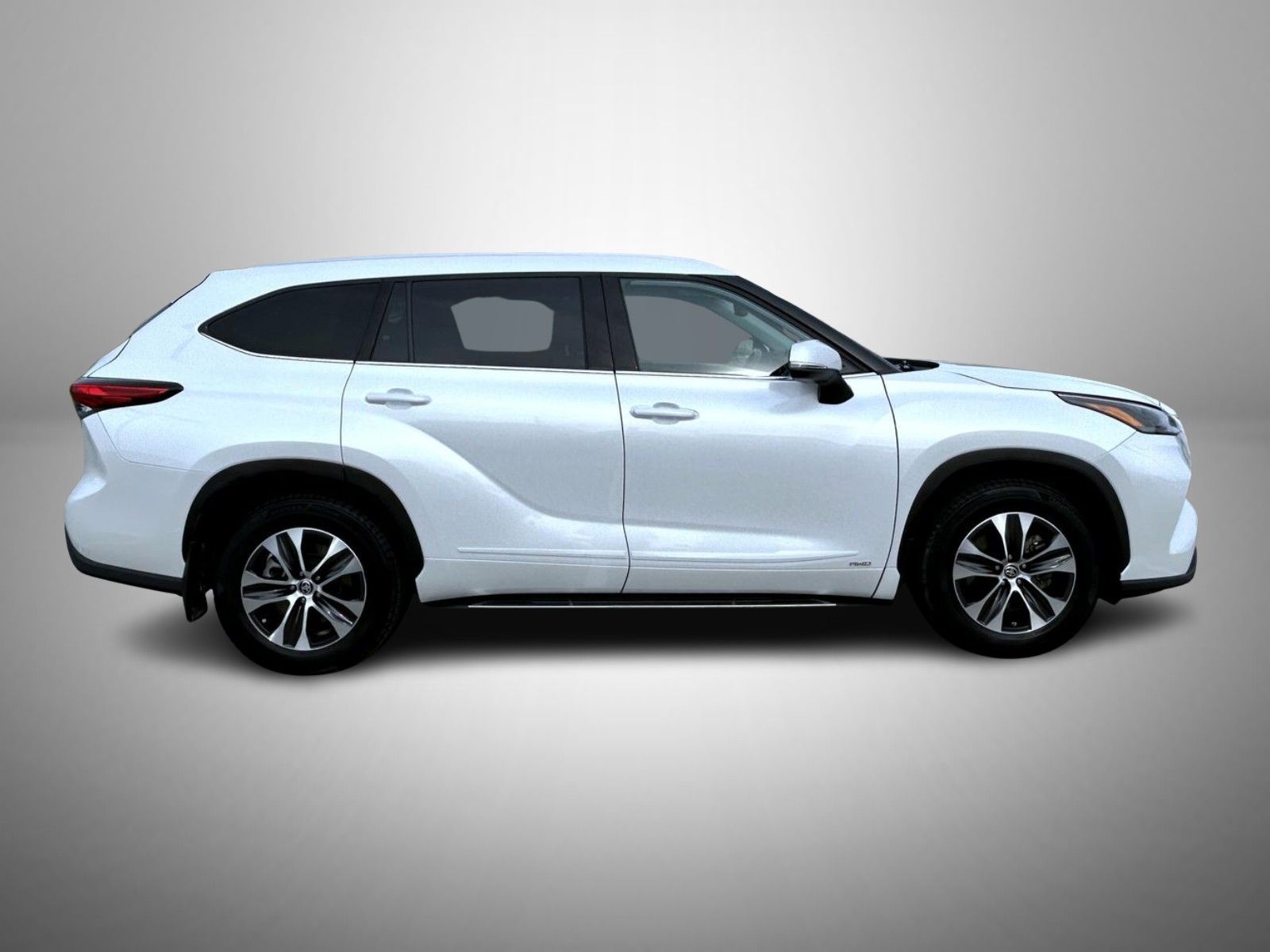 2022 Toyota Highlander Hybrid XLE photo 4
