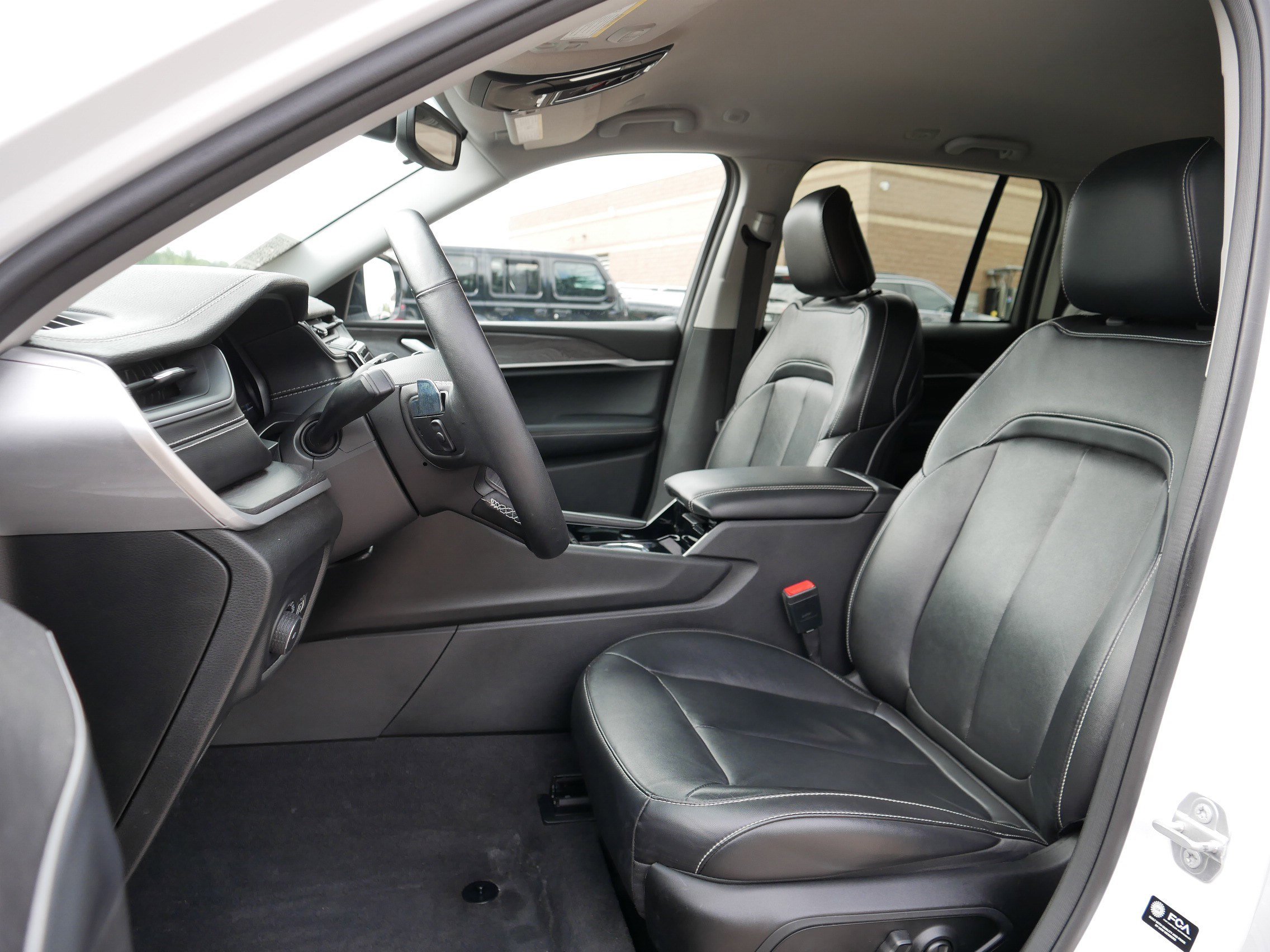 2022 Jeep Grand Cherokee Limited photo 32