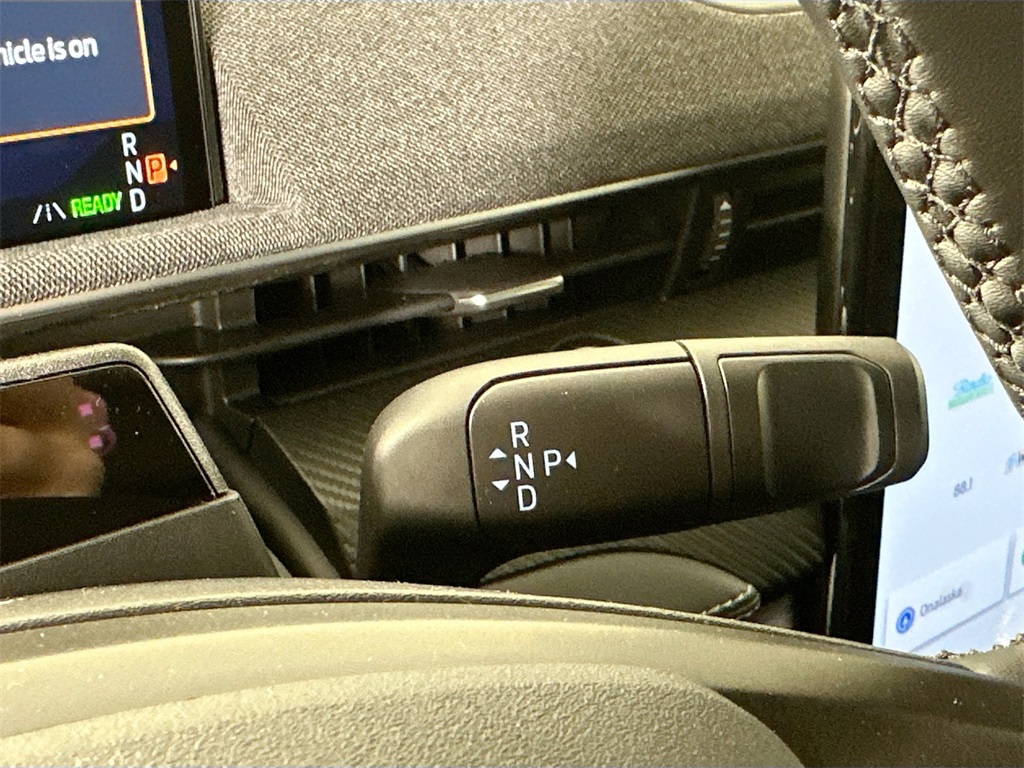 2025 Ford Mustang Mach-E Premium photo 18