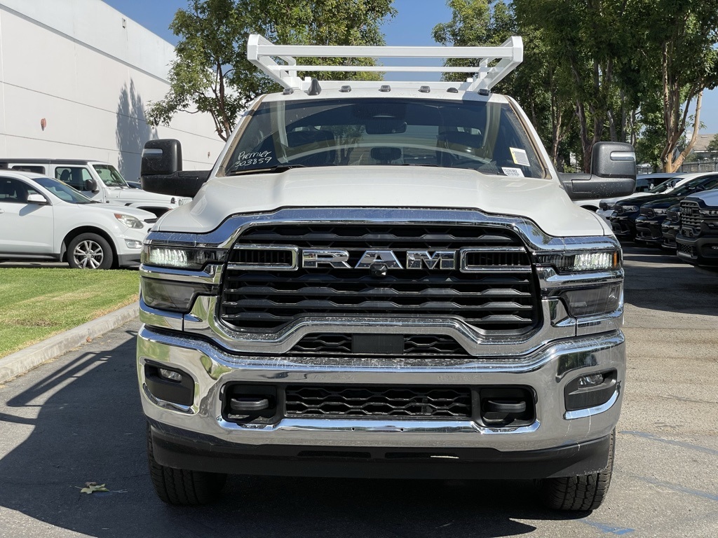 2026 Ram 3500 Tradesman photo 6