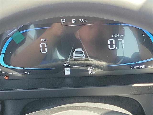 2025 Hyundai Elantra SEL Sport photo 9