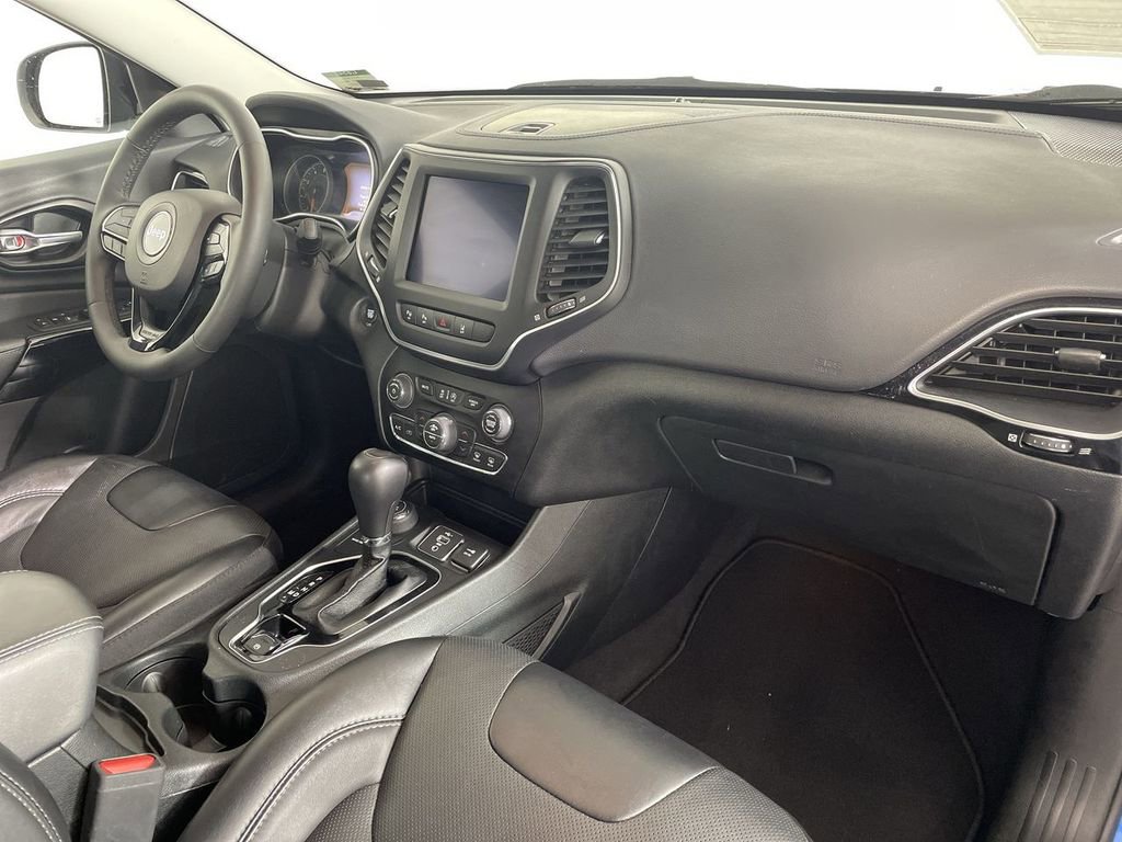 2023 Jeep Cherokee Altitude Lux photo 27